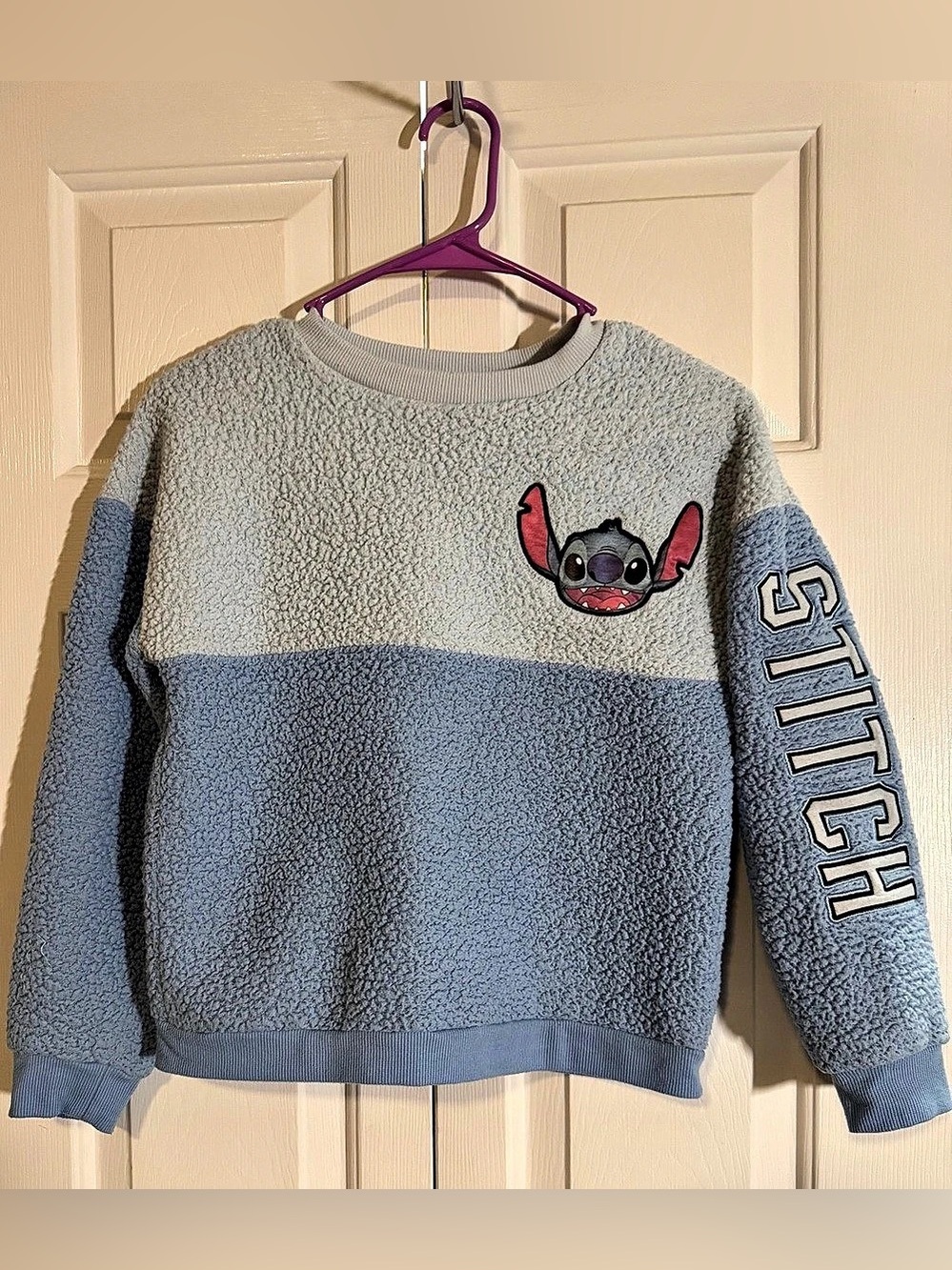 Disney Stitch Color Block Fleece Size Large